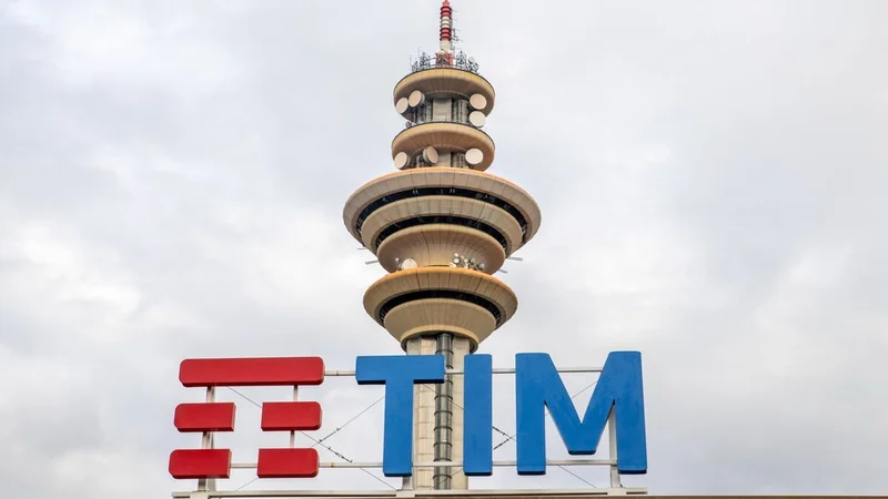 Telecom Italia kills Inwit tower renewal as Italian carriers flee infrastructure giant