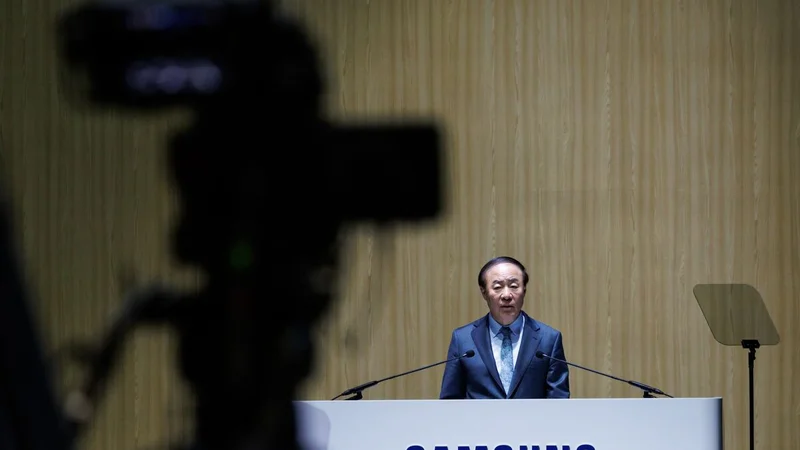 Samsung Shares Jump as Management, Union Resume Last-Ditch Talks to Avert Strike
