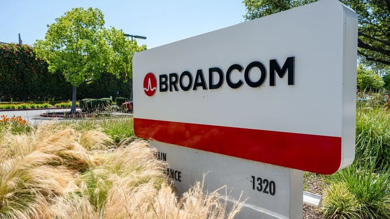 Broadcom and Apple Lock In Chip Partnership Through 2031 in Multi-Billion-Dollar Custom Silicon Deal