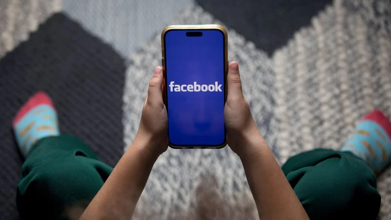 EU Moves to Force Meta to Disable Infinite Scroll and Autoplay, Citing Addictive Design That Hooks Children
