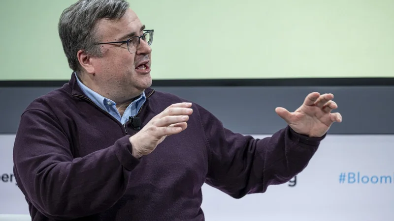 Reid Hoffman and Mark Pincus Back Prentis, an AI Lab Targeting $100M Raise to Automate Office Workflows