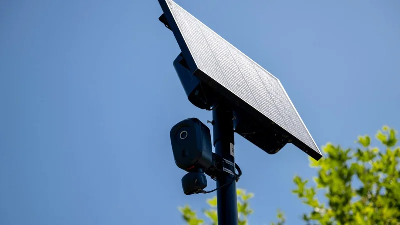 Flock’s Surveillance Rules Face Scrutiny as Cities Weigh Crime Solving Against Civil Liberties