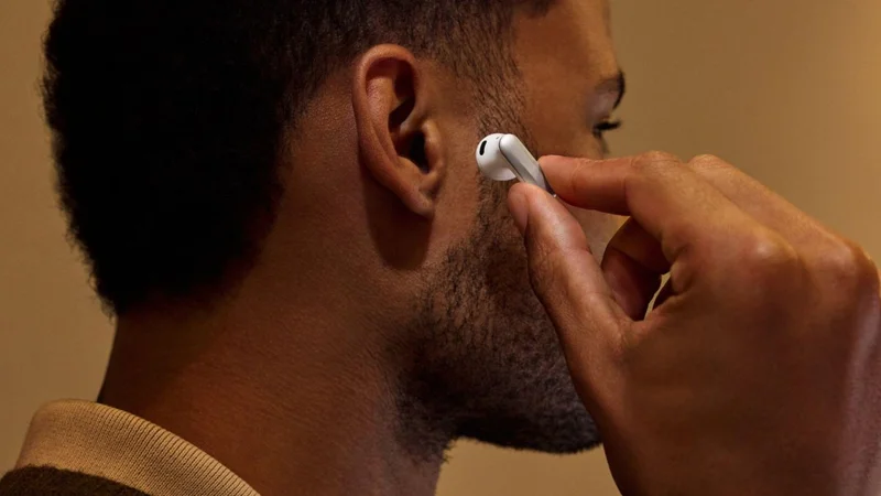 Plaud One Brings 4G-Connected AI Recording and Agent Tasks to $249 Earbuds