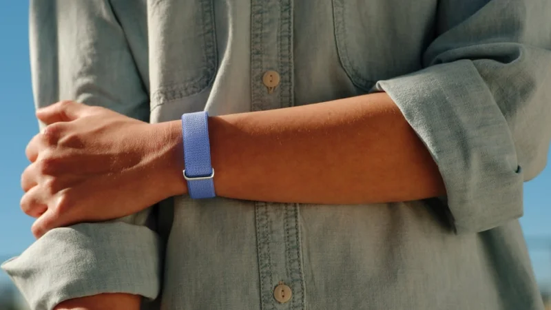 Apple Develops Screenless Fitness Tracker as Whoop, Fitbit and Garmin Redefine Wearables