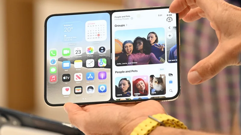 Apple’s $1,999 iPhone Duo Faces Early Cracks as Foldable Ambitions Meet Durability Concerns